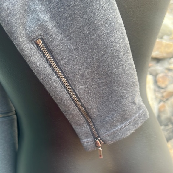 Athleta Celebration long sleeve v-neck mini dress  retro zipper pockets size SP - Picture 8 of 11